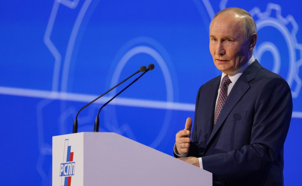 Kremlinul anunÈÄ cÄ nu existÄ niciun ordin din partea lui Putin pentru prelungirea Ã®ncetÄrii focului de PaÈte